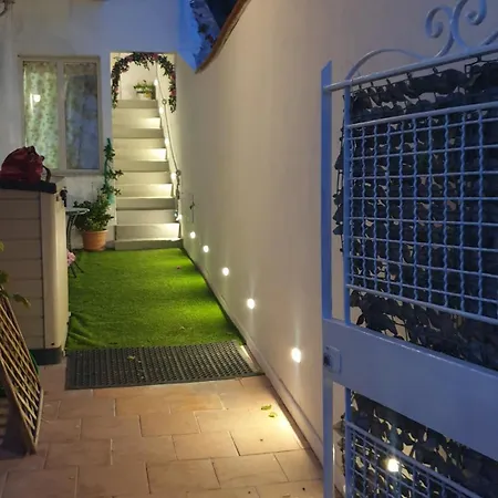 Casa Aurora - Only Two Steps To Access Apartment Amalfi